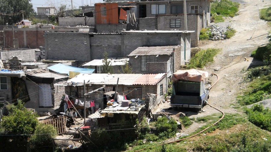 ​​​Lluvias reblandecen caminos en el Ejido Santa María