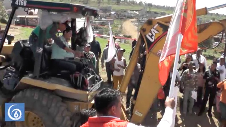 Inicio de introducción de red de agua en la colonia Rey Izcoatl