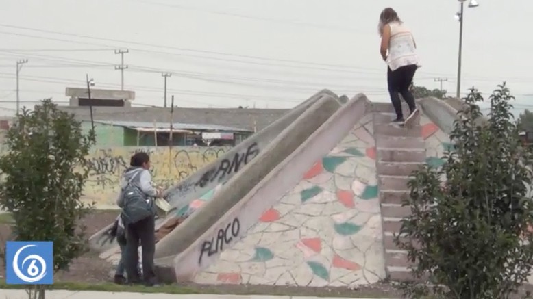 Vecinos de la colonia Agostadero solicitan rehabilitación de áreas recreativas