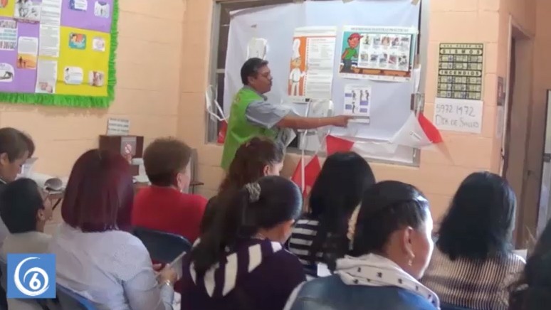 Platica informativa de manejo y consumo de la pesca por parte de la verificación de regulación sanitaria 