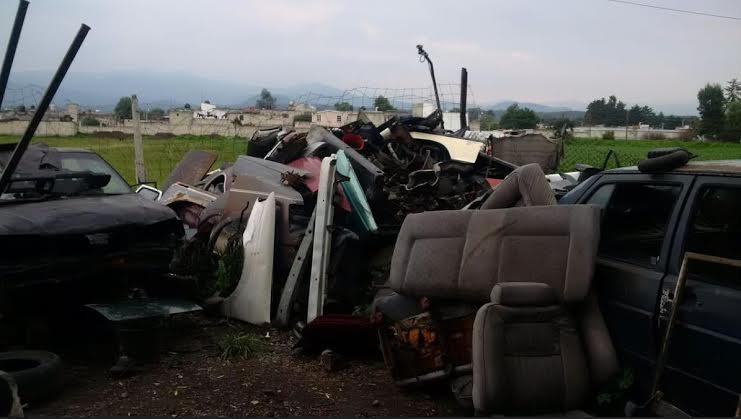 ASEGURAN AUTORIDADES ESTATALES Y FEDERALES UN DESHUESADERO EN EL MUNICIPIO DE OCOYOACAC