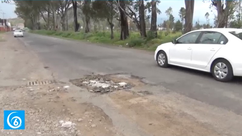 Automovilistas denuncia el estado en el que se encuentra la avenida José María en Cuatzingo