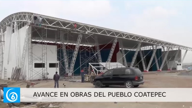 Avance en la construcción del arco de identidad y frontón en el pueblo de Coatepec
