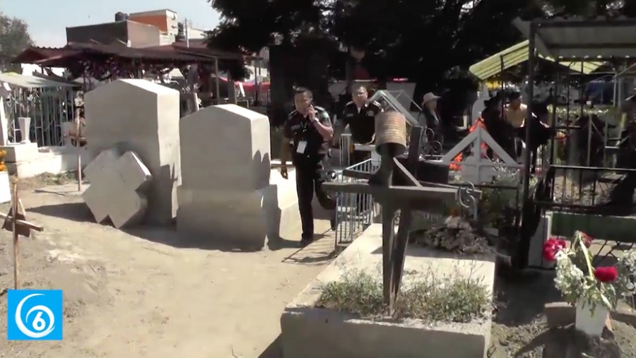 Policía, Bomberos y paramédicos, presentes en panteones de Ixtapaluca