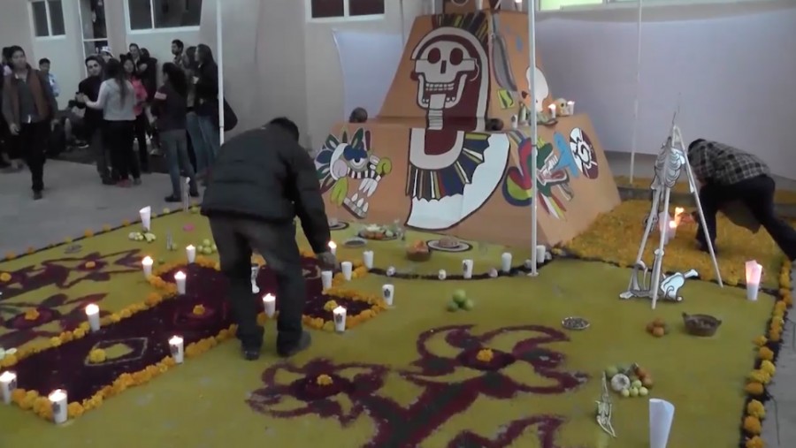 Estudiantes del CUT Ixtapaluca realizan concurso de ofrendas