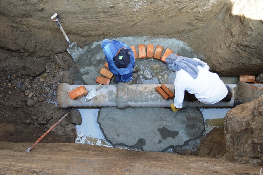 Realizan obras de drenaje en parte alta del municipio de Chimalhuacán