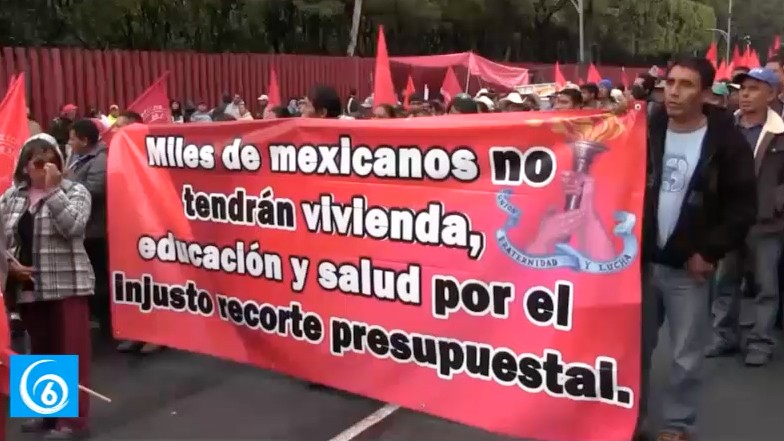 Se realizó manifestación en la Cámara de Diputados por el recorte presupuestal 2017