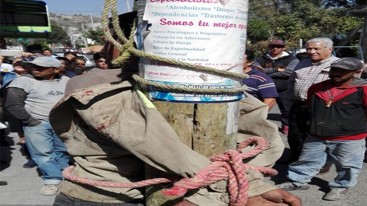 EN CHIMALHUACÁN IMPIDEN INTENTO DE LINCHAMIENTO