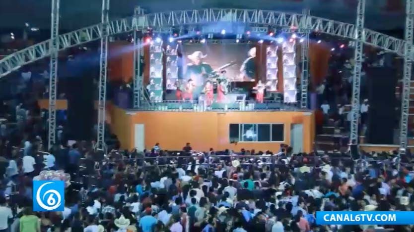 Gran Jaripeo en la Feria Tecomatlán 2017