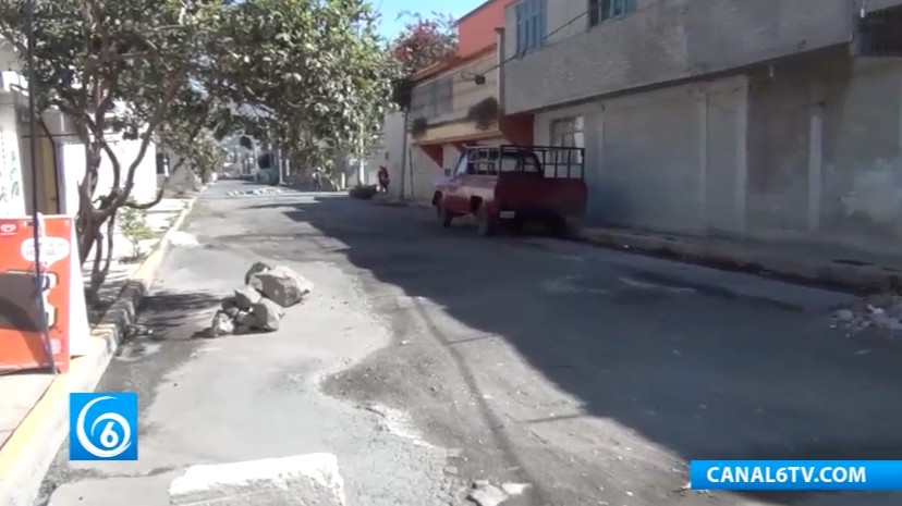 Avance en la obra de pavimentación de la calle Ricardo Flores Magón en Valle de Chalco