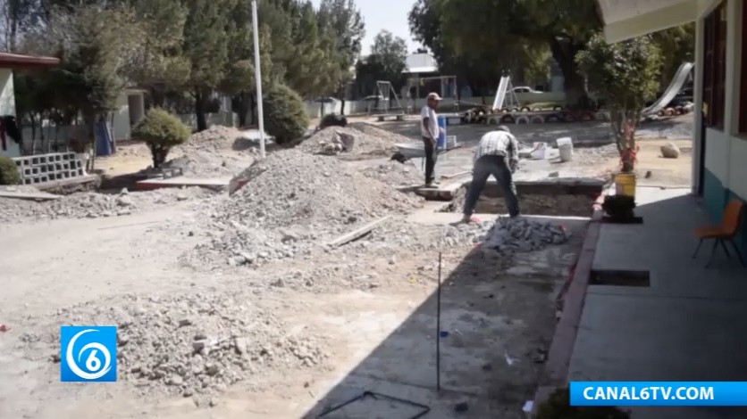 Inicio de obra de techumbre en el jardín de niños Lomas de San Esteban en Texcoco