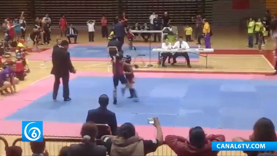 El equipo de Chimalhuacán de Wushu participa en torneo de Monterrey