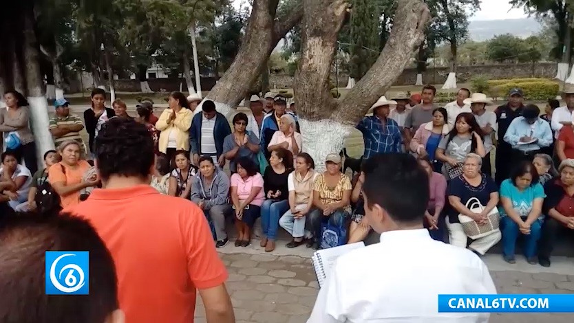 El diputado Hector Javier Álvarez, respalda a vecinos de Totolapan, Morelos