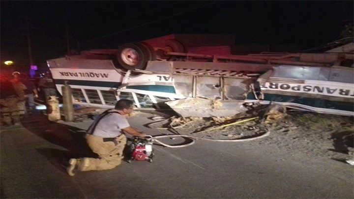 TRAGEDIA EN TAMAULIPAS POR VOLCADURA DE AUTOBÚS