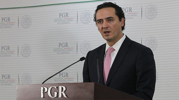 ALBERTO ELÍAS BELTRÁN QUEDA A CARGO DE LA PGR TRAS SALIDA DE RAÚL CERVANTES