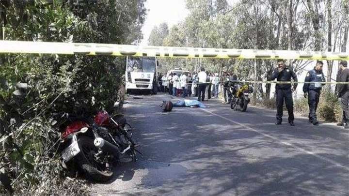 MOTOCICLISTA MUERE AL CHOCAR EN LA CARRETERA TLÁHUAC-CHALCO