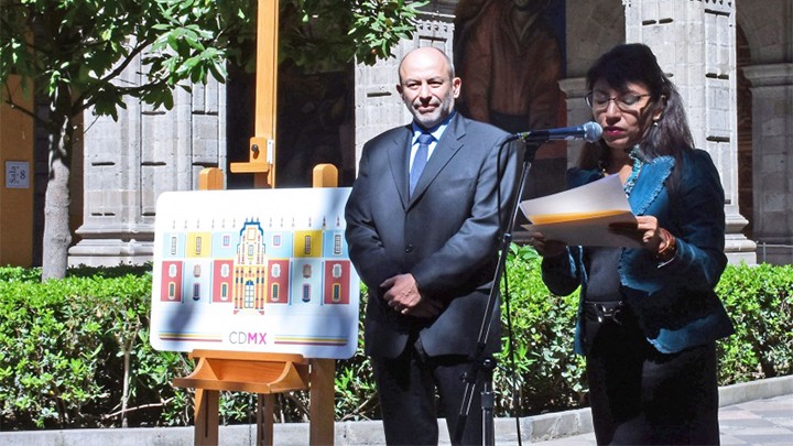 CELEBRAN LOS 25 AÑOS DEL ANTIGUO COLEGIO DE SAN ILDEFONSO CON TARJETA CONMEMORATIVA DEL METROBÚS