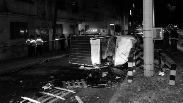 MUERE UNA MUJER EN ACCIDENTE SOBRE VIADUCTO