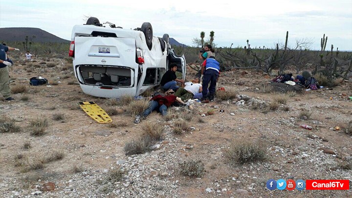 SUFRE ACCIDENTE CARAVANA DE MARICHUY, CANDIDATA INDEPENDIENTE A LA PRESIDENCIA DE MÉXICO