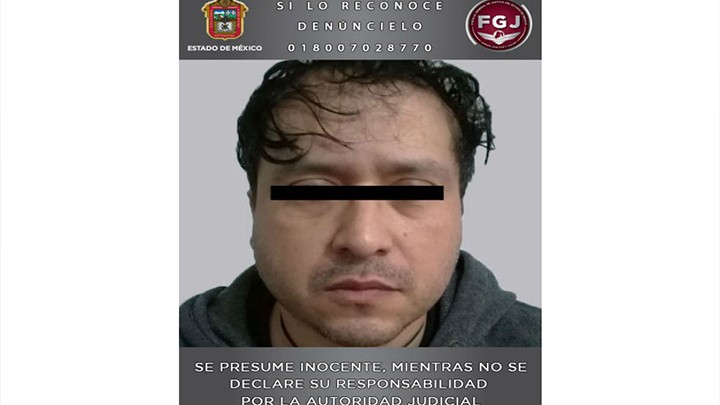 DETIENEN A PROFESOR ACUSADO DE PEDIR CONTENIDO SEXUAL A ALUMNA
