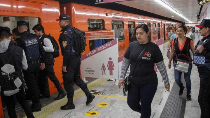 A tan solo 10 días de la instalación de módulos en el Metro de la Cdmx ya hay 832 reportes