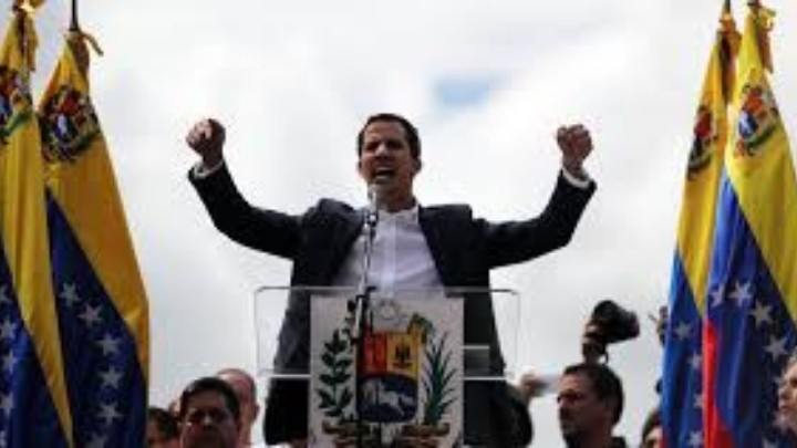 Guaidó llama a nuevas protestas contra maduro
