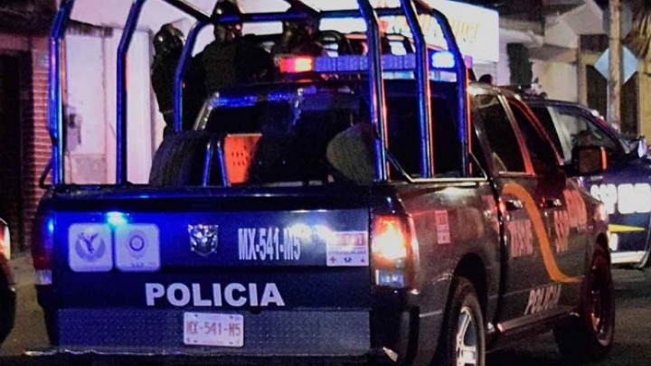 Cae asaltante que amenazaba a pasajeros con cuchillo en la GAM