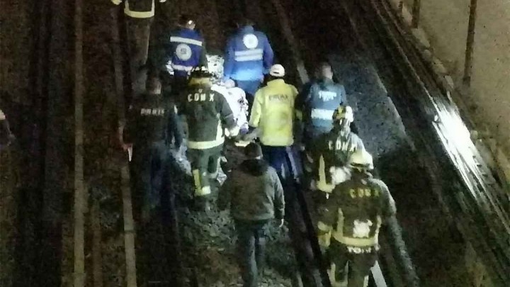 Cae hombre a las vías del Metro Pantitlán