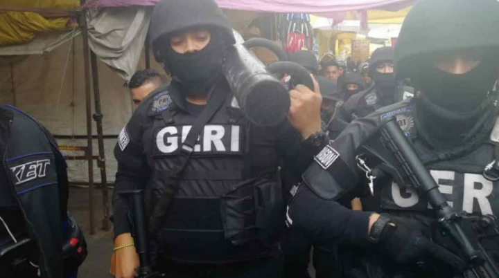 Detienen a 14 personas en operativo contra narcomenudeo en Tepito