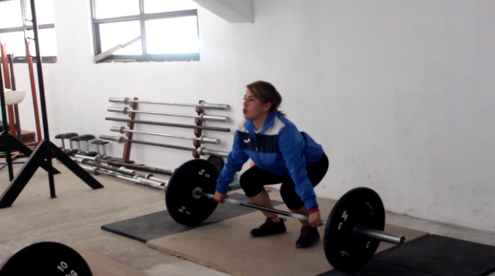 Las dos atletas del equipo de halterofilia de Chimalhuacán, finalizan su participación en la Universidad Nacional 2019