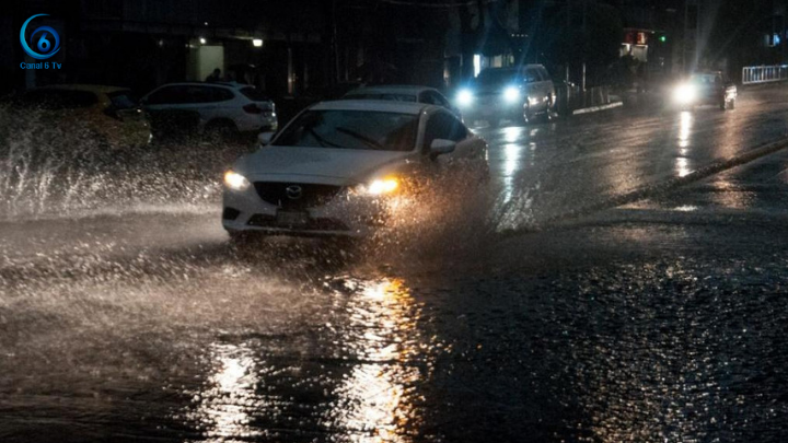 CDMX: reportan encharcamientos e inundaciones