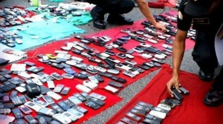 Aseguran 480 celulares en operativos en tianguis