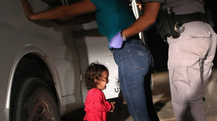 EUA reconoce trauma en niños separados de sus padres migrantes