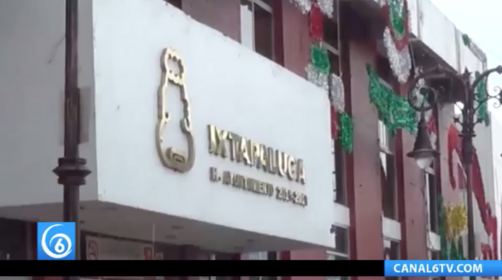 Habitantes del municipio de Ixtapaluca celebran estas fiestas patrias de diferentes maneras