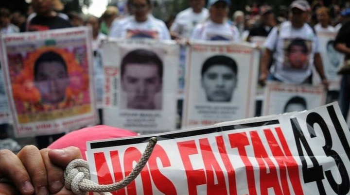 Se reconstruirá desde cero investigación del caso Ayotzinapa: FGR