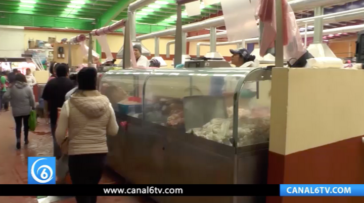 Entregan mercado municipal de Chalco con defectos