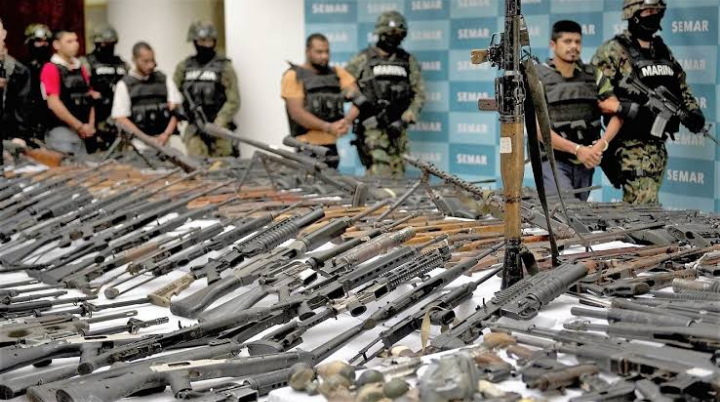 México y EU abordan acciones contra tráfico de armas