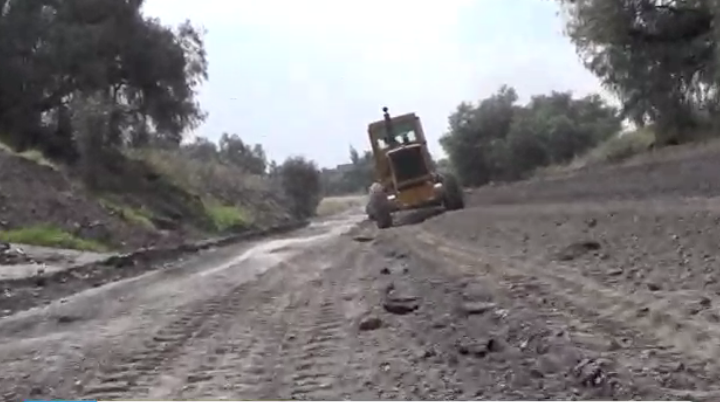 Continúan los trabajos en el libramiento a Coatepec