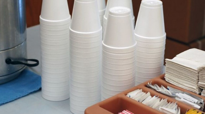 Este miércoles vence prórroga para dejar de usar plásticos en la CDMX