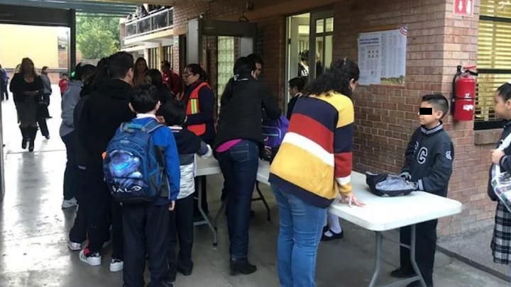 A una semana de tragedia en primaria de Torreón, alumnos vuelven a clases
