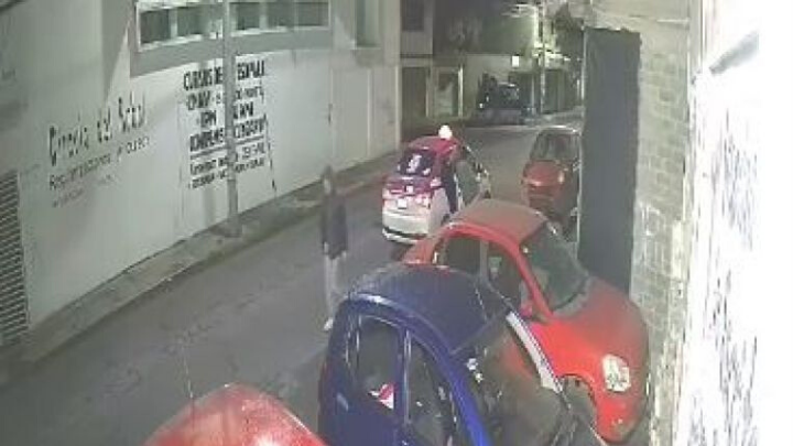 Roban autopartes en segundos en calles de la CDMX
