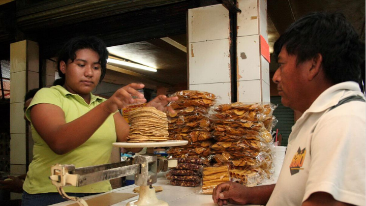 No hay justificación para subir precio de tortilla, advierte Profeco
