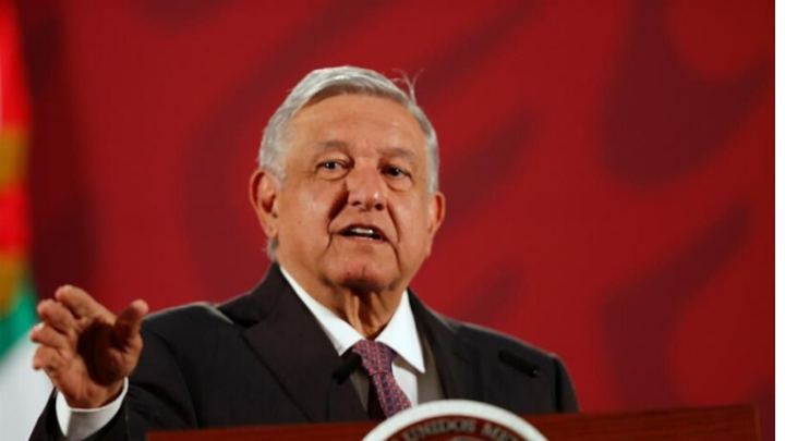 AMLO defiende su plan de rescate económico; empresarios lo cuestionan