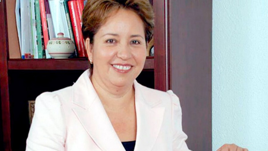 La presidenta municipal, Maricela Serrano Hernández, anunció las medidas que implementa su gobierno para atender la emergencia sanitaria