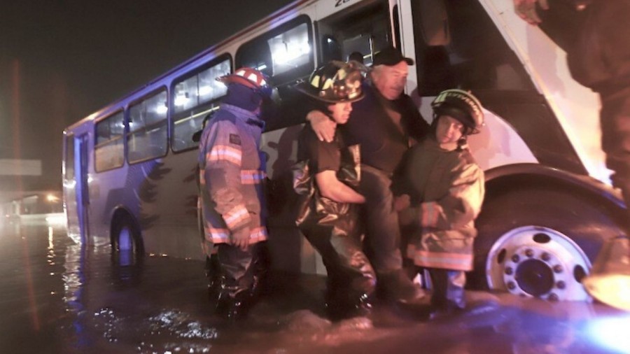 Destrozos por granizo en Ecatepec