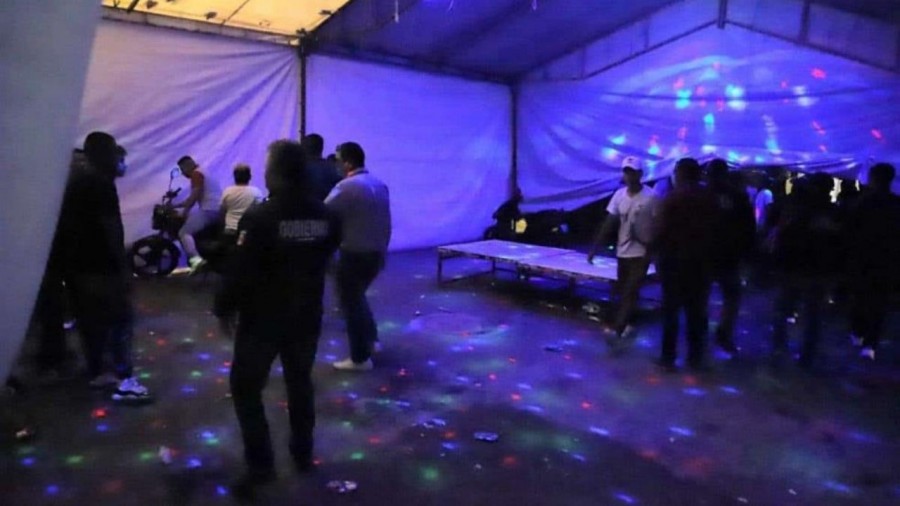 Continúan las fiestas clandestinas en Los Reyes La Paz