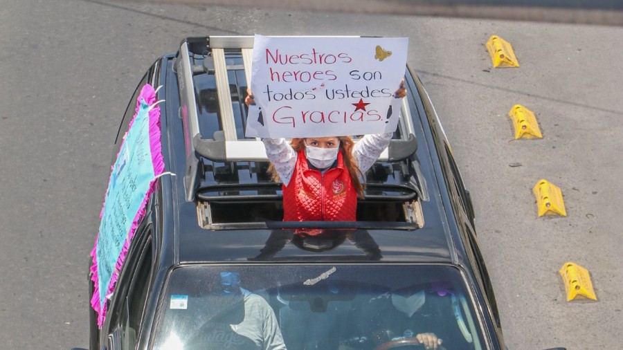 Realizan caravana solidaria en Chimalhuacán, Estado de México