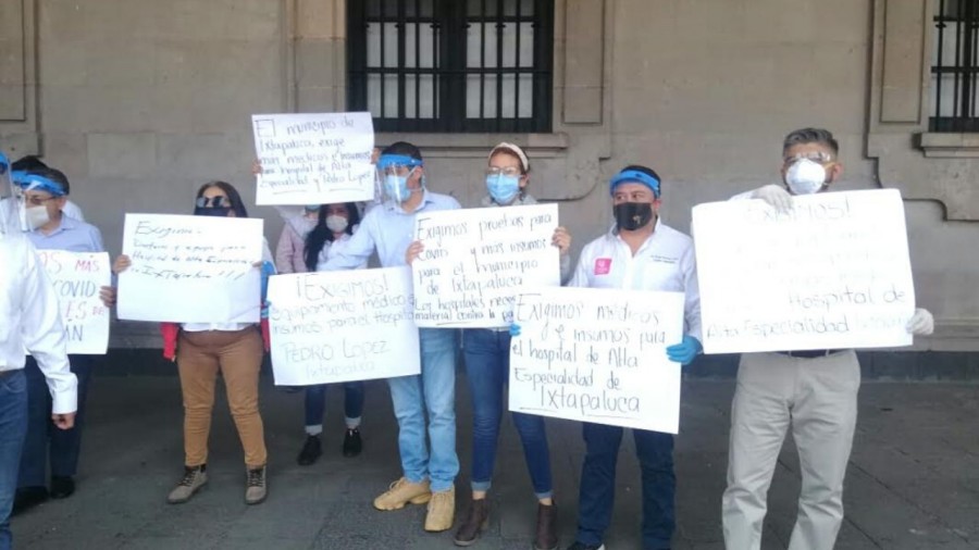 Médicos del HRAEI, se manifestaron exigiendo apoyo del Gobierno Federal