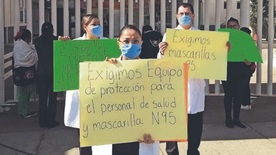 Continúa la falta de insumos en hospitales de México, pese a protestas de personal médico