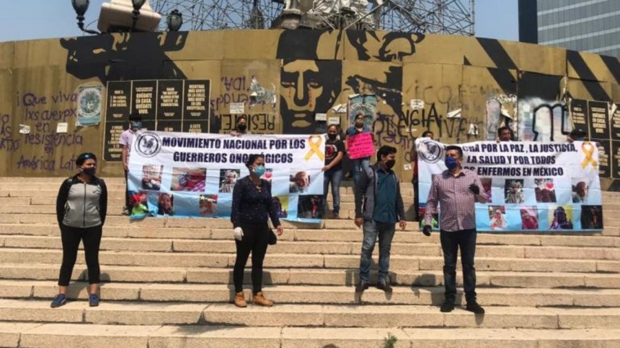 Reinician las protestas por falta de medicamentos en México